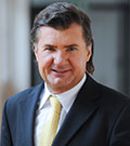Dr. Andreas Salcher